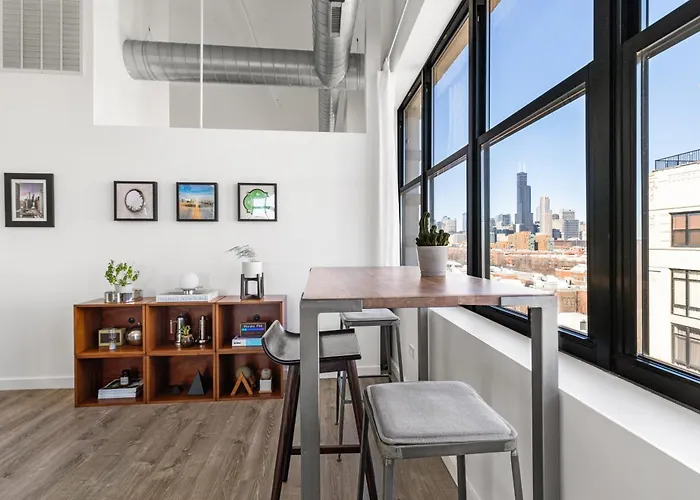Modern Historic Loft 19ft Ceilings, Gym, Heated Parking, Skyline Views, Balcony